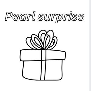 Pearl surprise jewellery lot
